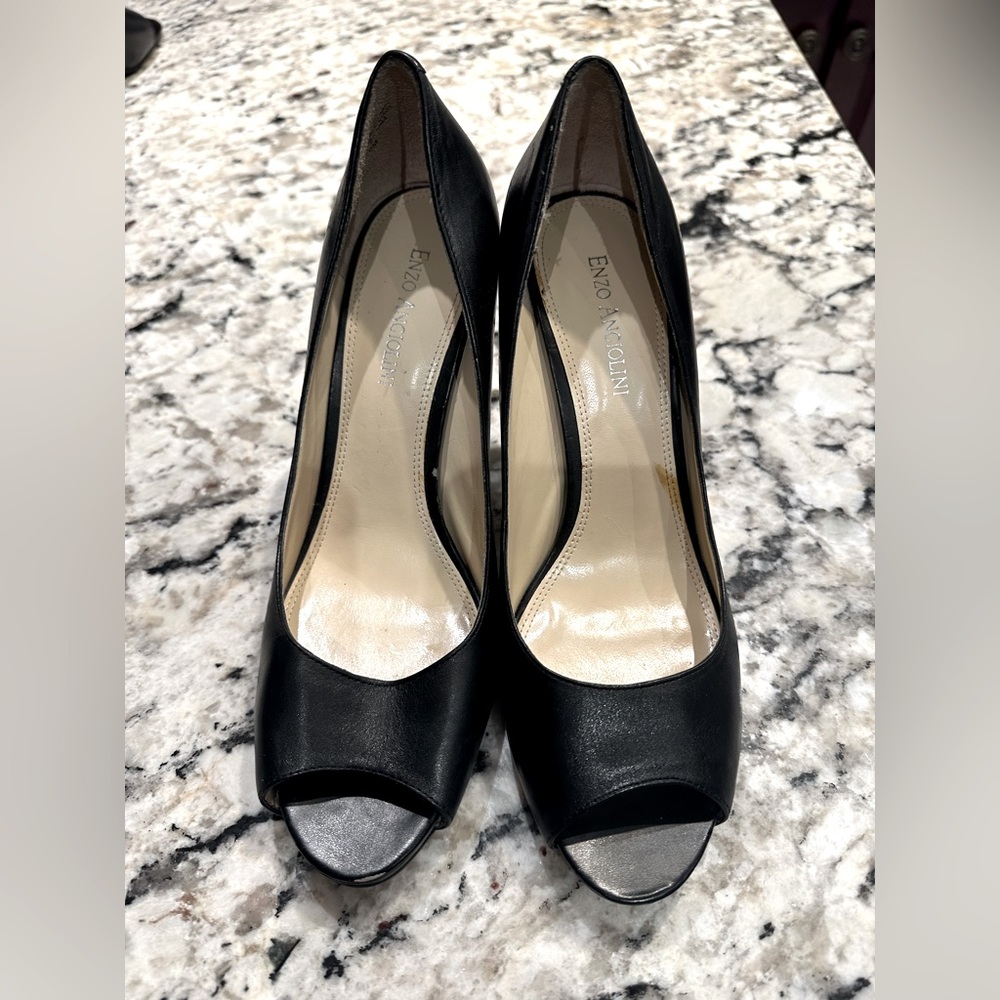Enzo Angiolini Black Peep toe pumps